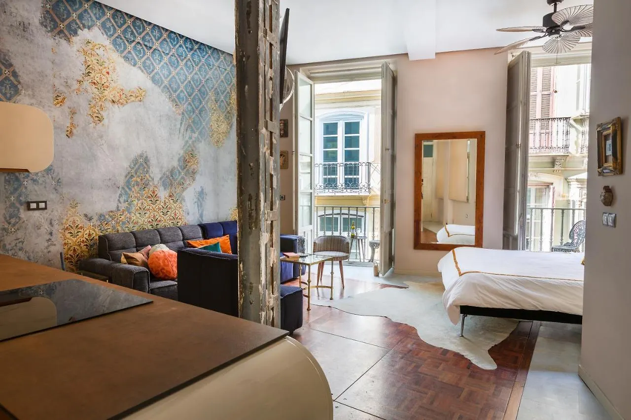 Balcones De Larios: Beautiful Balconies Next To Plaza De La Constitucion Apartment Malaga 0*,